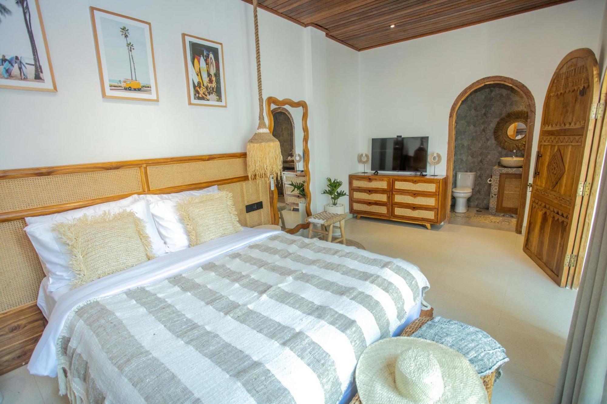 Good Day Villas Lembongan Exterior photo